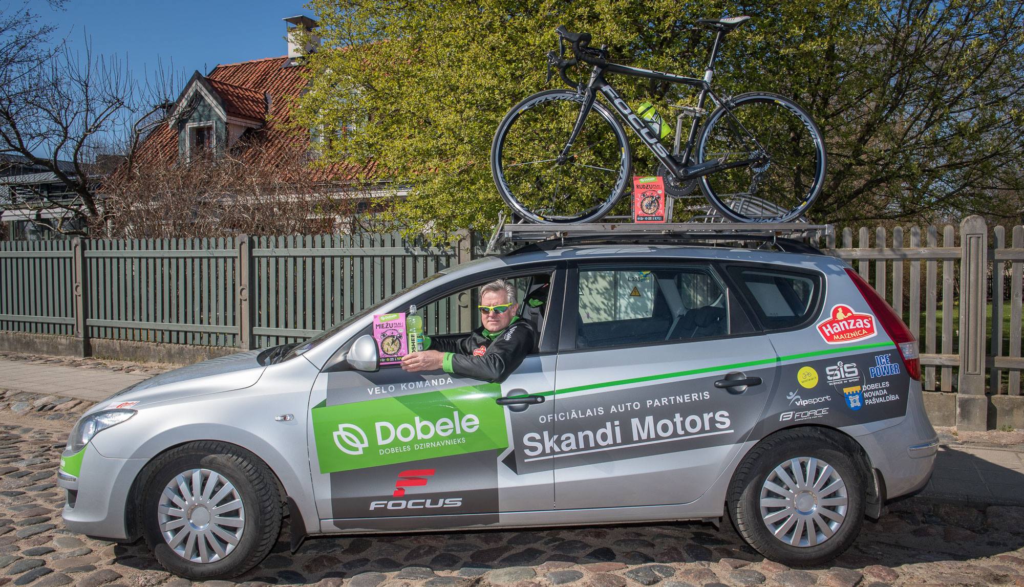 velo komanda dobele