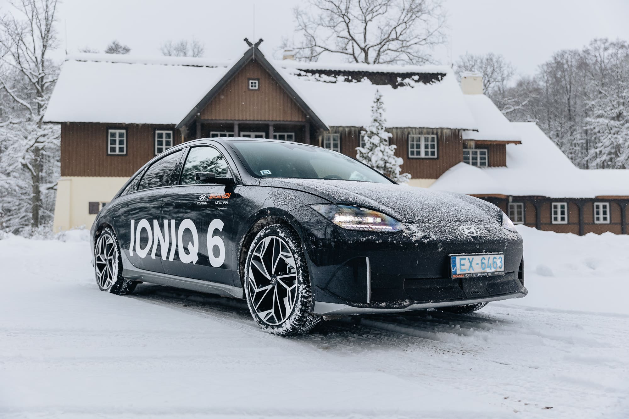 hyndai ioniq 6 melns